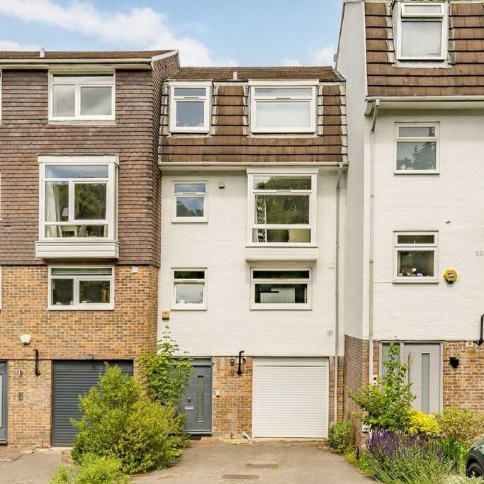 4 bedroom house to rent - Photo 1
