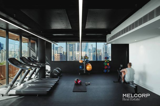 TWO BEDROOMS AT ROYAL ELIZABETH - WHITEGOODS ONLY - Photo 1