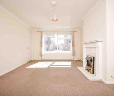 2 bedroom semi-detached bungalow to rent - Photo 6