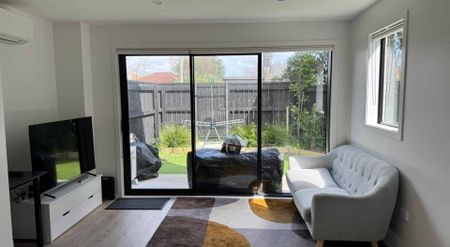 Modern, Sunny, Private and Fully Fenced Townhouse - Photo 2