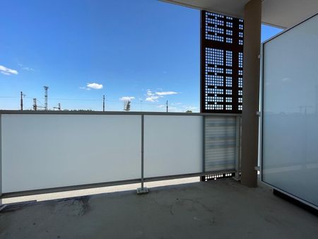 Location Appartement 1 pièce 18m² NIMES 30000 - Photo 4