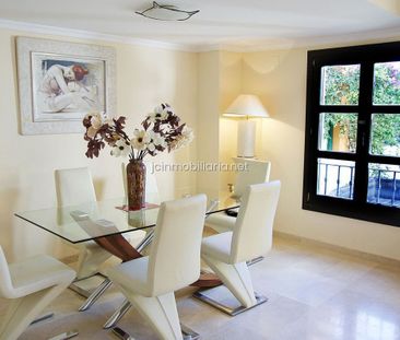 Casa adosada en Marbella, Guadalmina Alta, alquiler - Photo 4