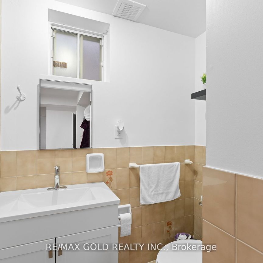 For Lease - 20 Garden Avenue Unit# BSMT, Richmond Hill, Ontario - Photo 1