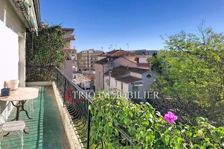 Location Appartement 3 pièces 75m² ST LAURENT DU VAR 06700 - Photo 4