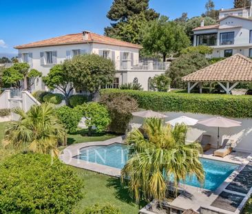 Maison à louer Mougins, Cote d'Azur, France9 000 EUR / Mois - Photo 1