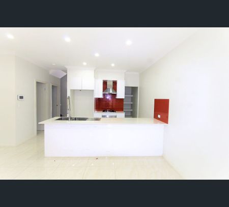 1/18 Reynolds Street, Old Toongabbie, NSW 2146 - Photo 5