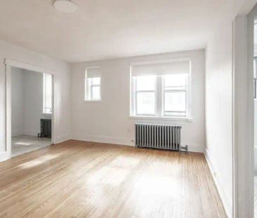 122 Dowling Avenue | 122 Dowling Avenue, Toronto - Photo 1