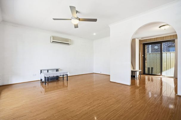 Beautifully Presented 4-Bedroom Family Home in a Convenient Location - Photo 1