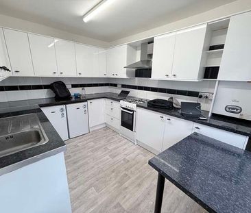 Burgess Road, SO16 - Photo 2