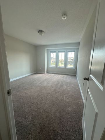 For Lease - 33 Pearman Crescent Unit# Upper, Brampton, Ontario - Photo 2