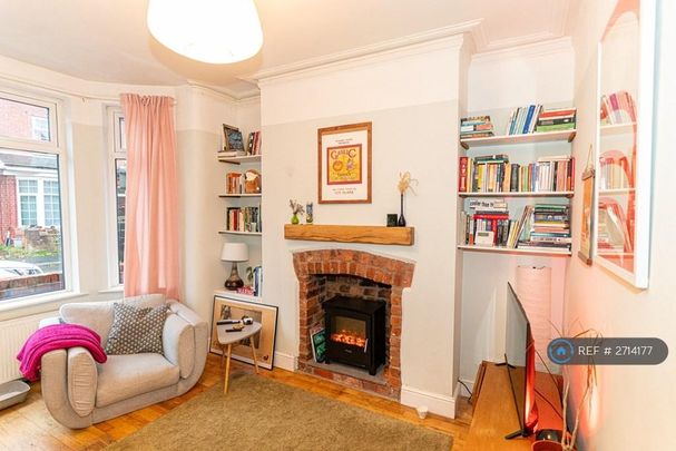 3 bedroom terraced house to rent - Photo 1