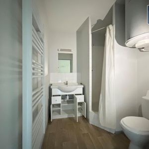 Location Appartement 1 pièce 18m² POITIERS 86000 - Photo 2