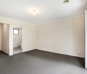 58 Lawn Road, Noble Park - Photo 3