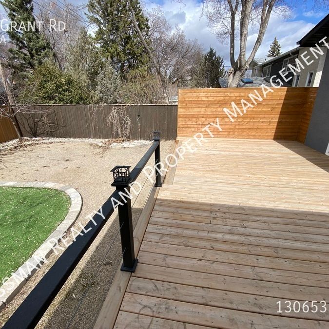 4 Bed, 2.5 Bath FULL HOUSE W/ Garage in Whitmore Park - Photo 1