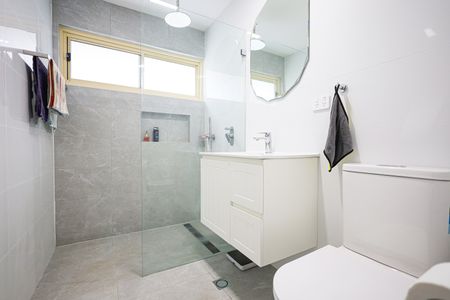 4 Yalding Ave, Carlingford NSW 2118 - House For Rent | Domain - Photo 3