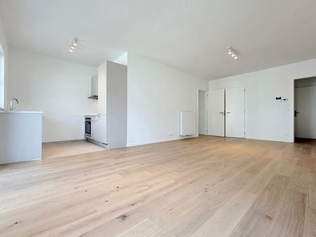 Appartement te huur - Foto 3