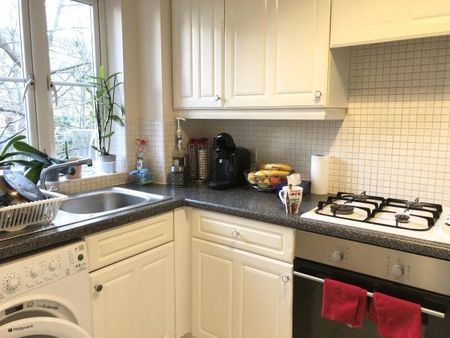 Tallis Court, Kidman Close, RM2 6GH, Property for rent - Photo 4