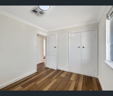 12 Beckford Cl, East Cannington, WA 6107 - Photo 2