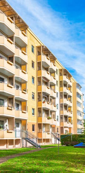 Albert-Funk-Straße 98 - Photo 1