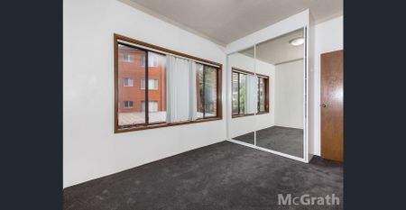 Spacious two bedroom apartment - Photo 4