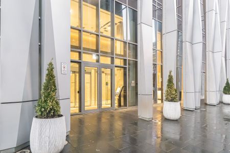 For Lease - 1 Yorkville Avenue Unit# 1710, Toronto, Ontario - Photo 5