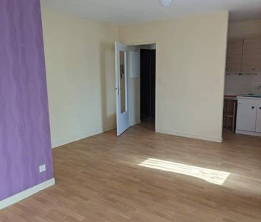 STUDIO 37M² AVEC CAVE ET PARKING - Photo 3