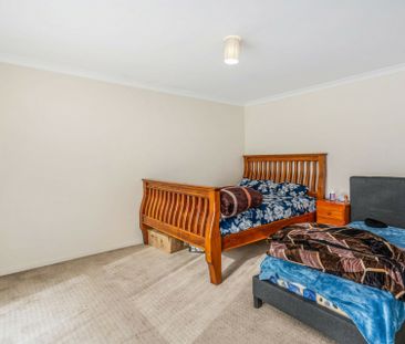 Beautifully Presented Home - Photo 1