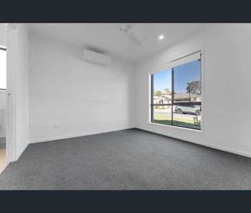 31 Rosemary Street, Greenbank, Qld 4124 - Photo 6