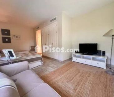 Piso en alquiler en El Paraíso-Atalaya-Benamara - Photo 2