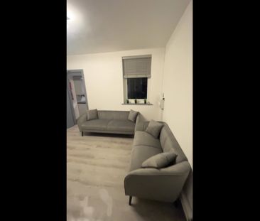 Room in a Shared House, Victoria Street, RG1 - Photo 2