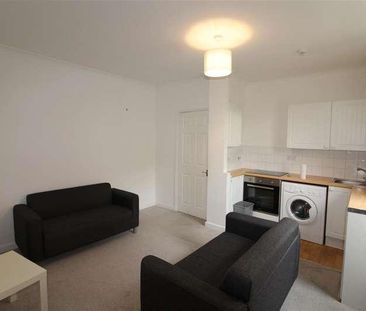 Westridge Road, *** Student Property ******* Student Property ****,... - Photo 6