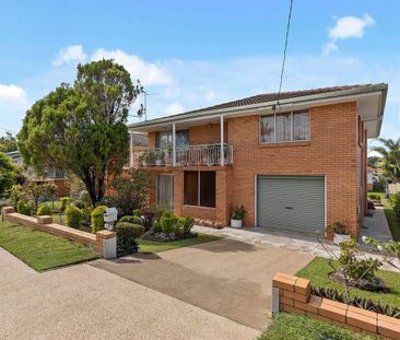 2305 Sandgate Rd, Boondall QLD 4034 - House For Rent | Domain - Photo 5