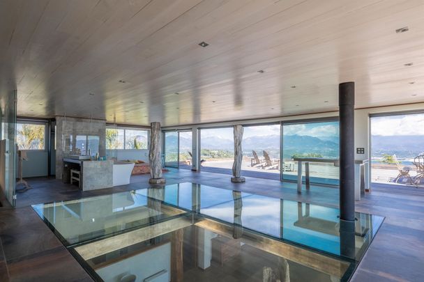 Rental House Ajaccio 7 Rooms 300 m² - Photo 1