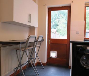 2 bedroom property to rent - Photo 1