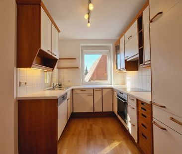 86,59 m² Wohnfläche + 11,08 m² Balkon | Lift | Tiefgarage | Zentrum - Foto 4