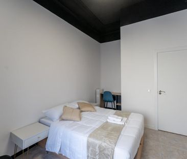 Calle de Sagasta, Madrid, Community of Madrid 28004 - Photo 3