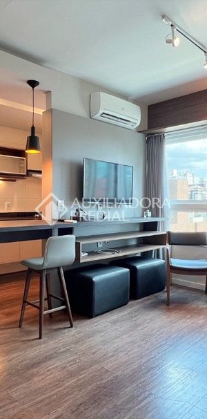 Apartamento com 1 quarto e 33m² para alugar em Moinhos de Vento, Porto Alegre. - Photo 2