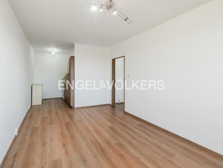 Pronájem bytu 2+kk 50 m2 - Fotografie 4