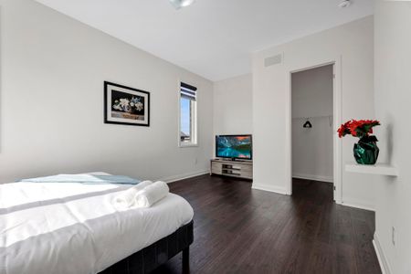 For Lease - 3 Larkin Lane, Clarington, Ontario - Photo 4