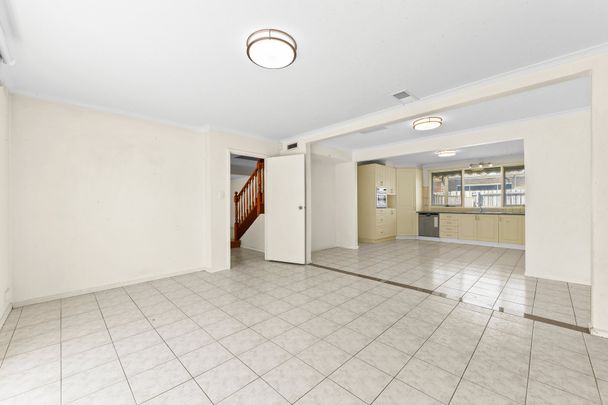 41 Tudawali Crescent, Wheelers Hill - Photo 1