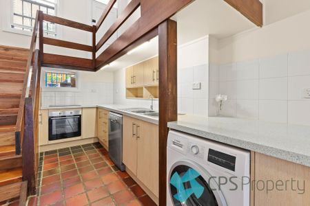 9 Mackey Street, Surry Hills NSW 2010 - House For Rent | Domain - Photo 5