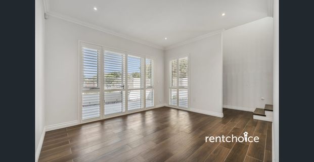 Your Dream Home Awaits: Exquisite Residence in Prime Perth Suburb! - Photo 1