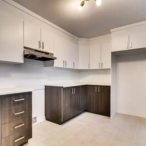 17 Rue De Liverpool (Aylmer) Magnifique Appartement 4 1/2, Pour Un Bail D'un An - Photo 2
