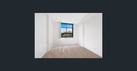 SPACIOUS TWO BEDROOM APARTMENT WITH LARGE COVERED BALCONY - Photo 3
