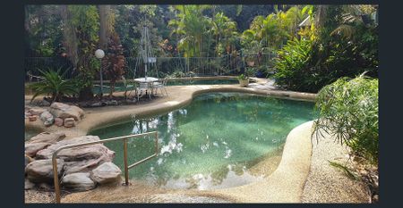 2 bed Unit in magnificent Korora , with balcony, and access to pool and BBQ area. - Photo 5