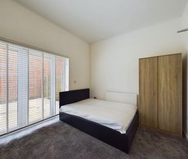 House share to rent - Photo 1