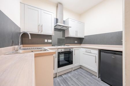 2 bedroom apartment to rent - Photo 5