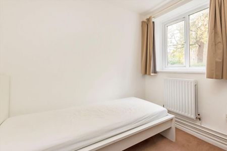 3 bedroom flat to rent - Photo 2