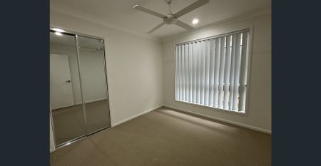 Modern 4 Bedroom Duplex in Ravensfield Estate - Photo 2