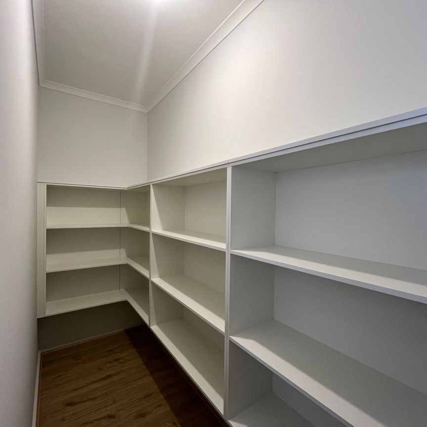Stunning Brand New Family Home - Photo 1